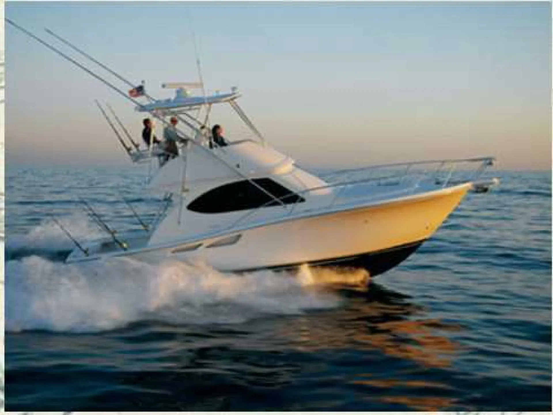 Tiara 3900 Convertible — 2/7