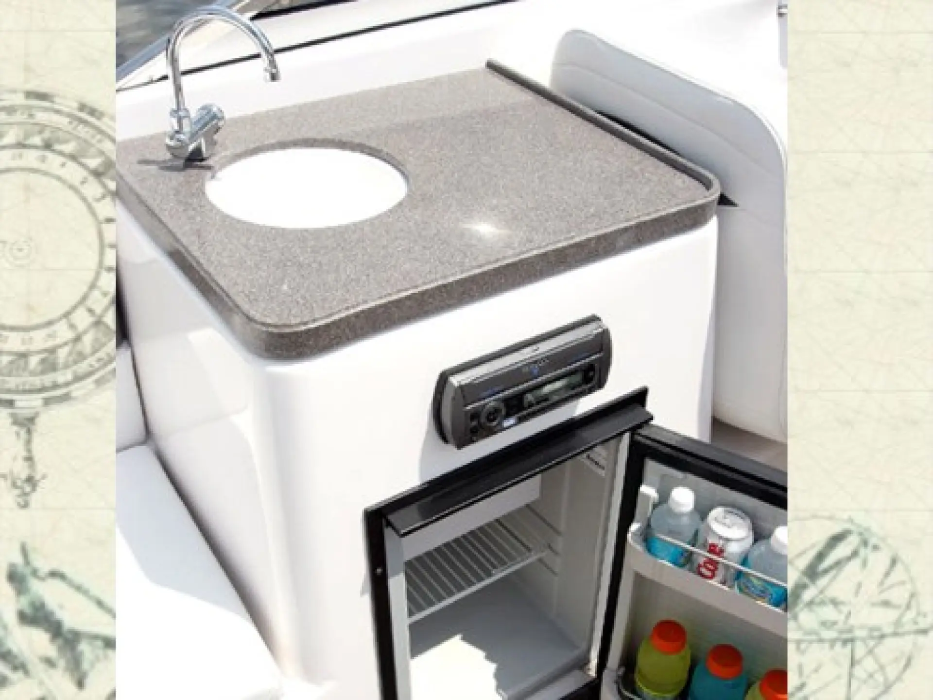 Regal 2700 Bowrider — 6/8