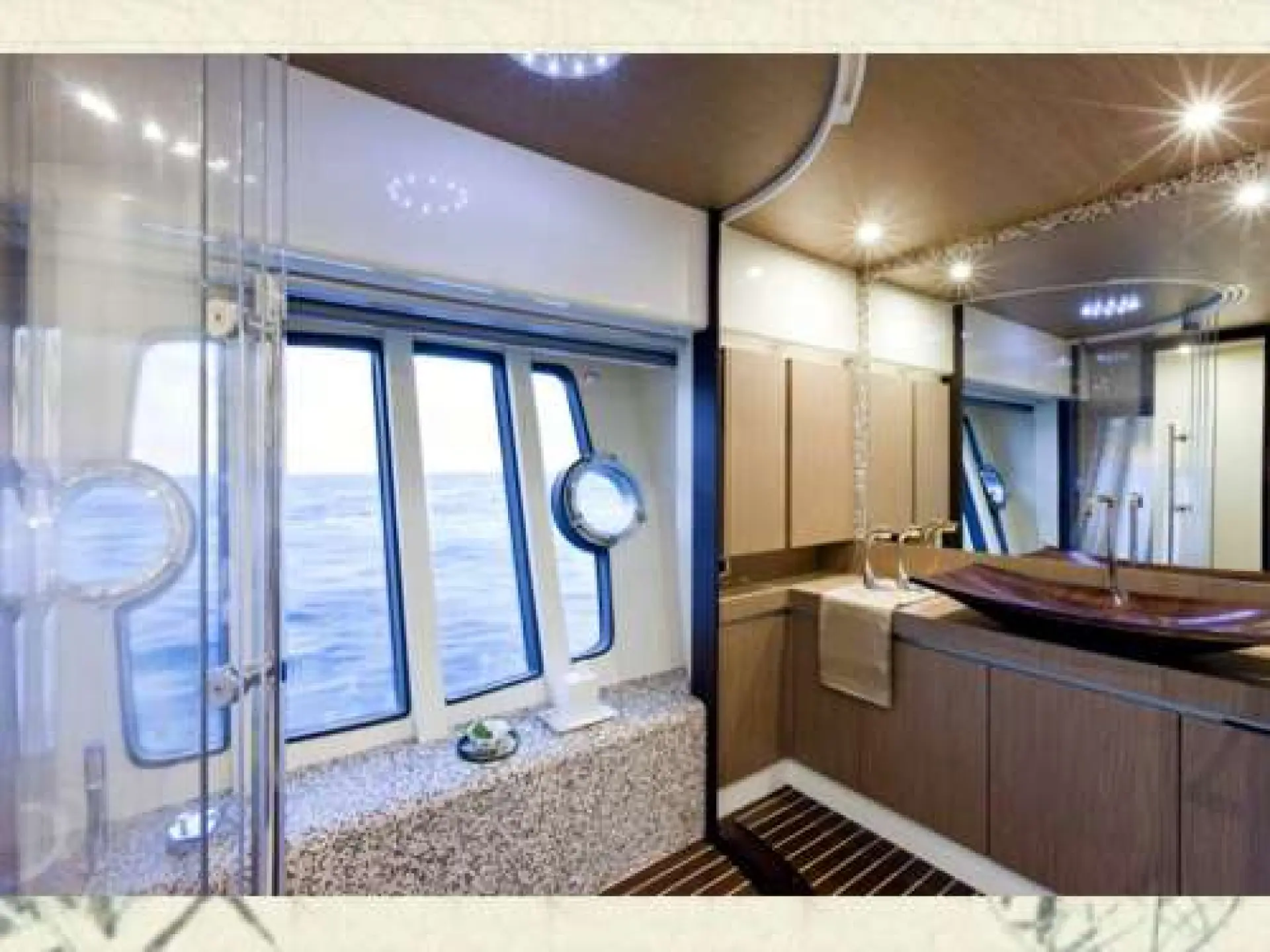 Ferretti 750 — 16/17