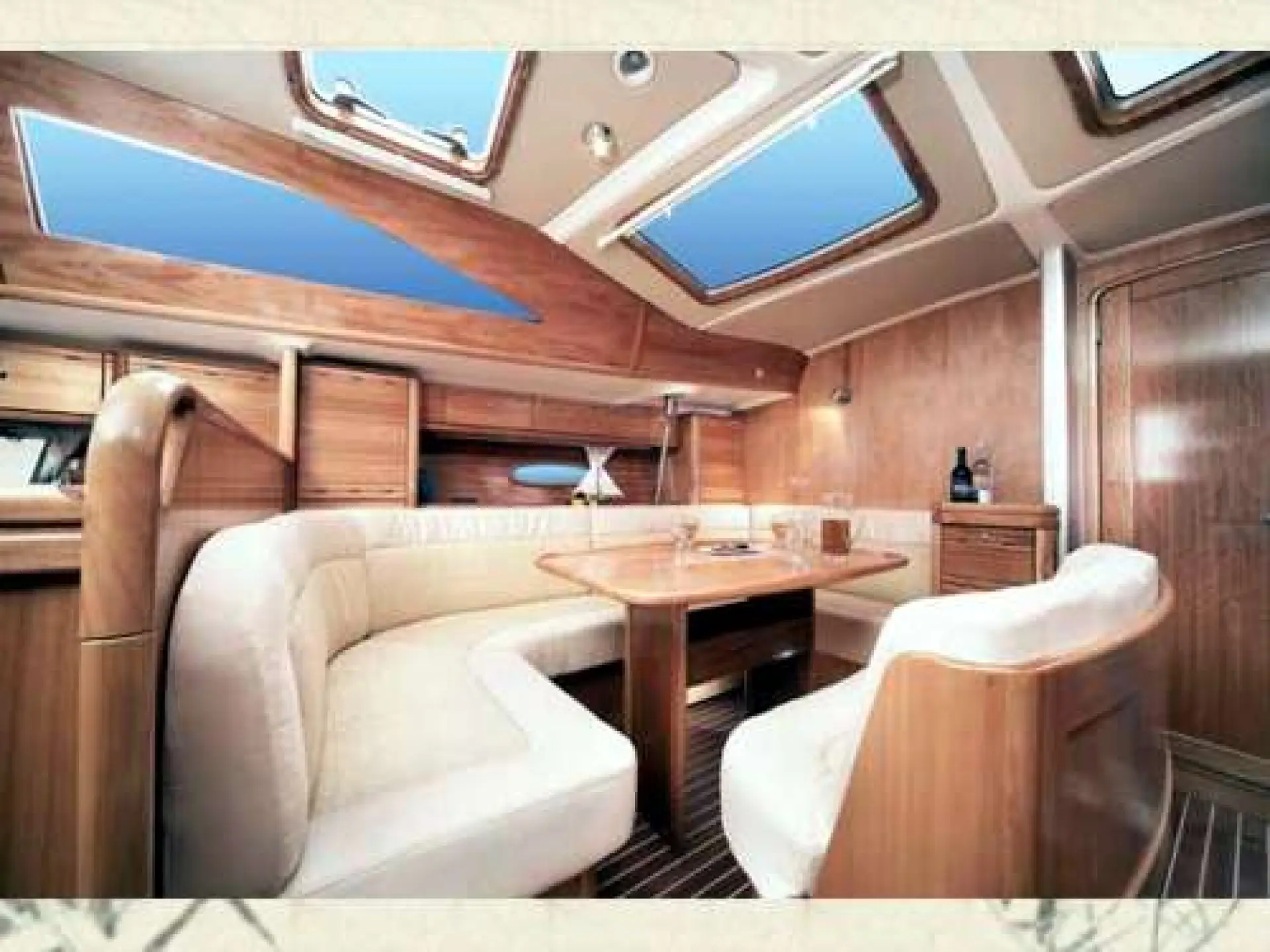 Bavaria 50 Visión — 4/9