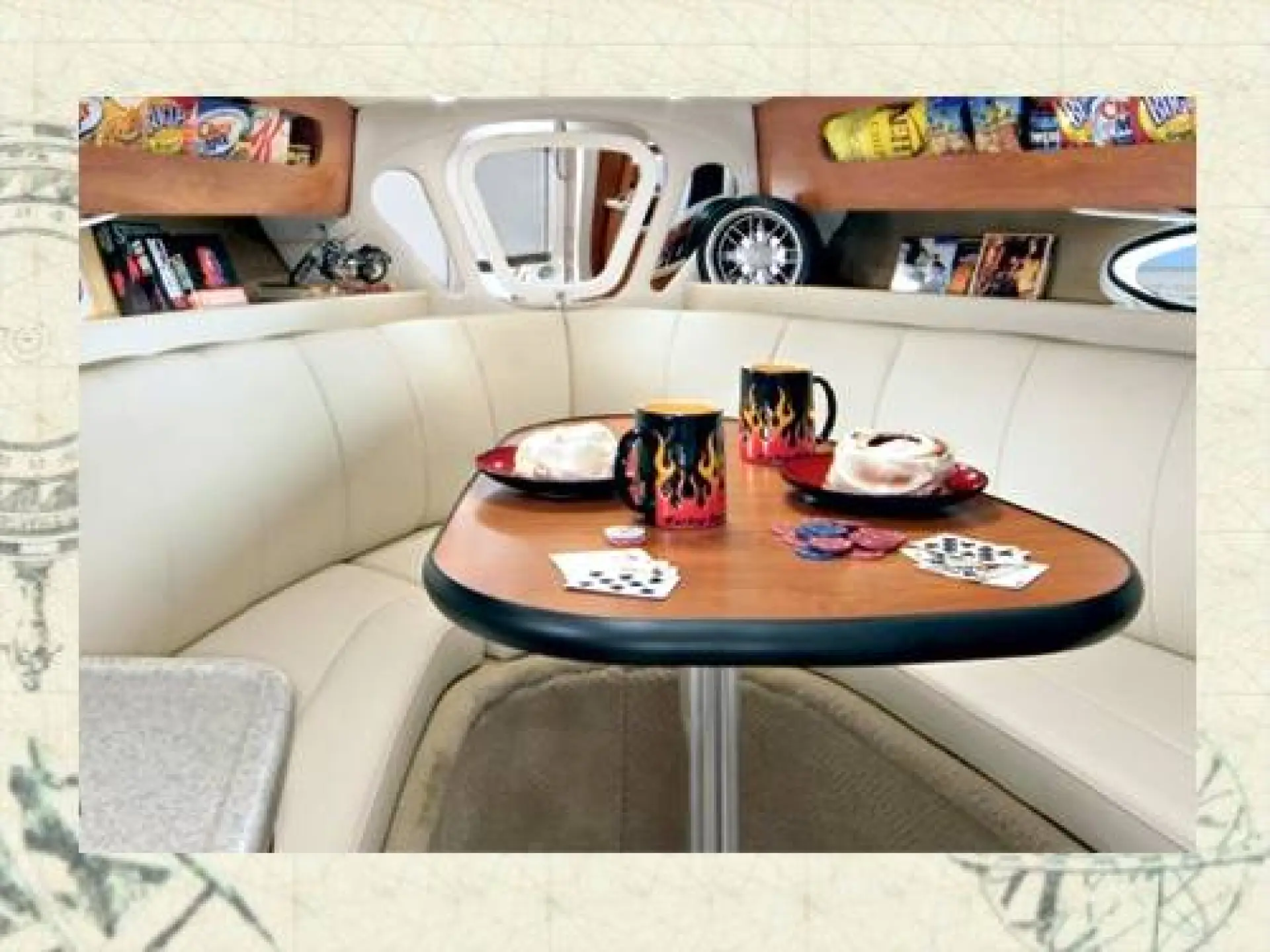Rinker 280 Express Cruiser — 6/9