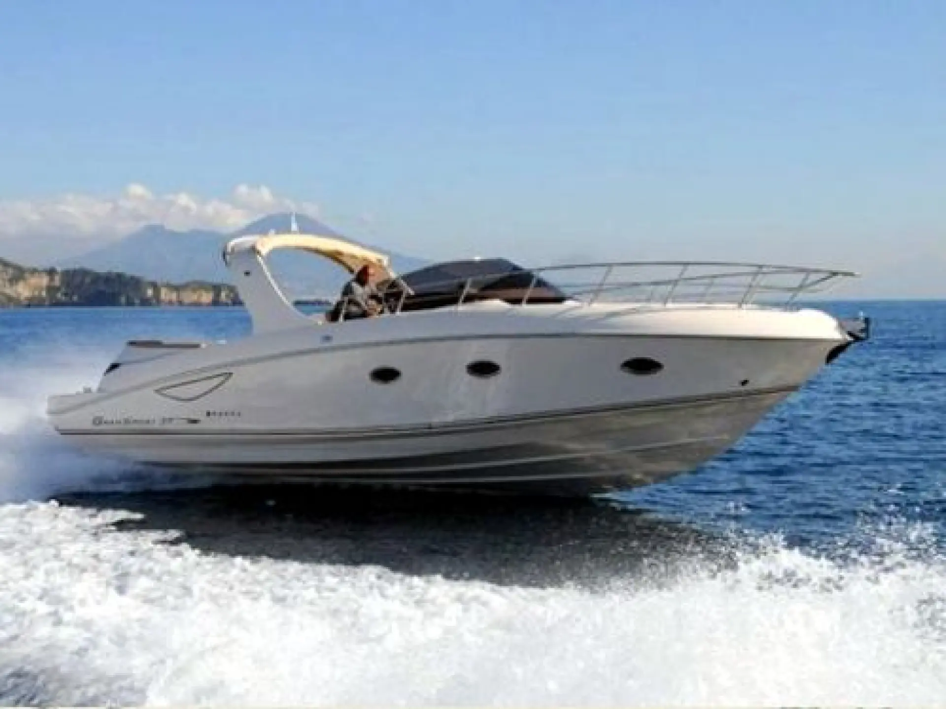 Mano 37 Gran Sport — 6/37