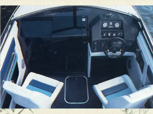 Chaparral 2350 SX — 3/7