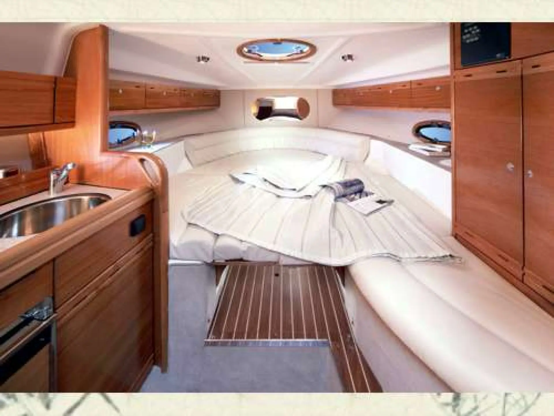 Bavaria 30 Sport — 11/18