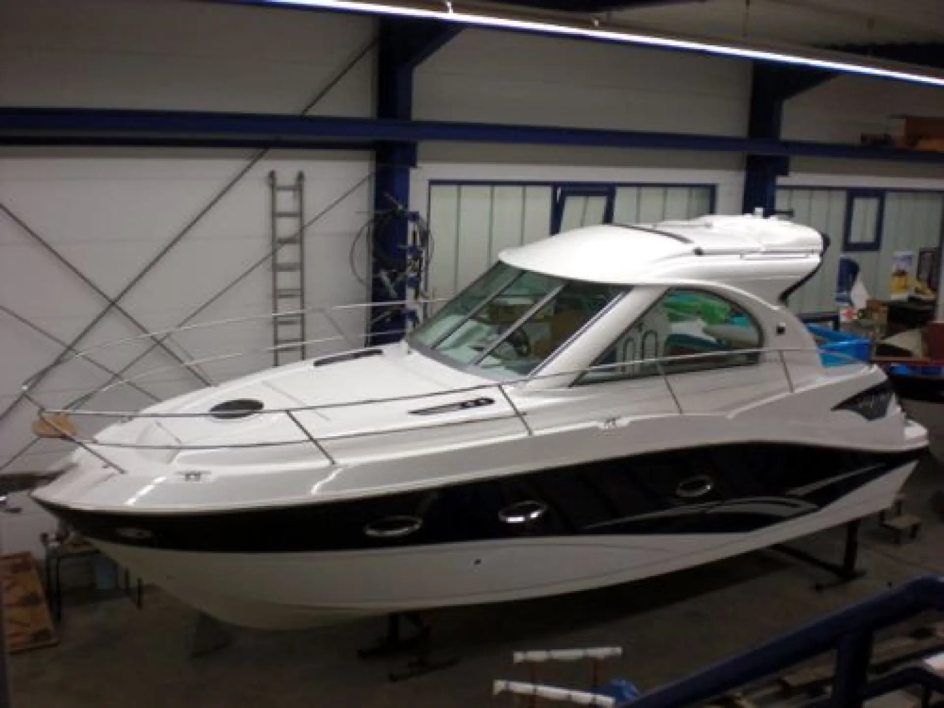 Viper 323 HT — 2/6
