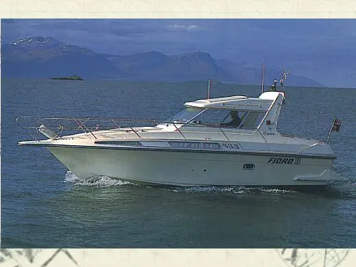 Dolphin 900 — 4/9