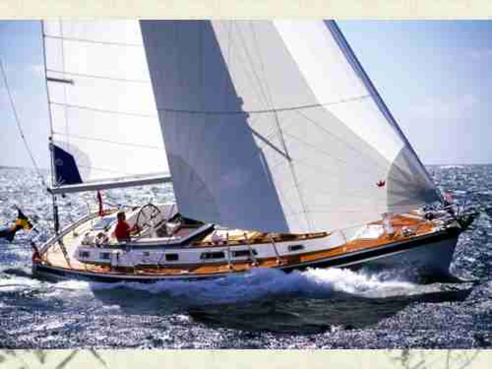 Hallberg Rassy 43 Mk II — 14/25