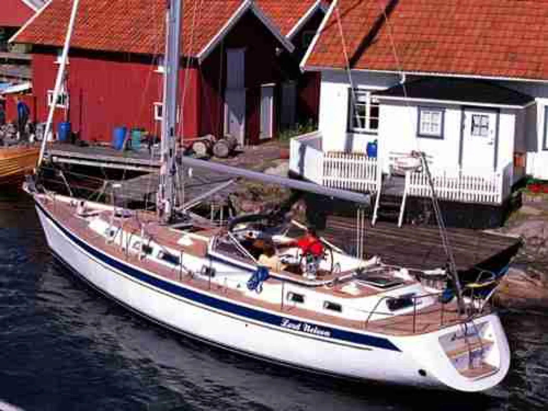 Hallberg Rassy 43 Mk II — 16/25