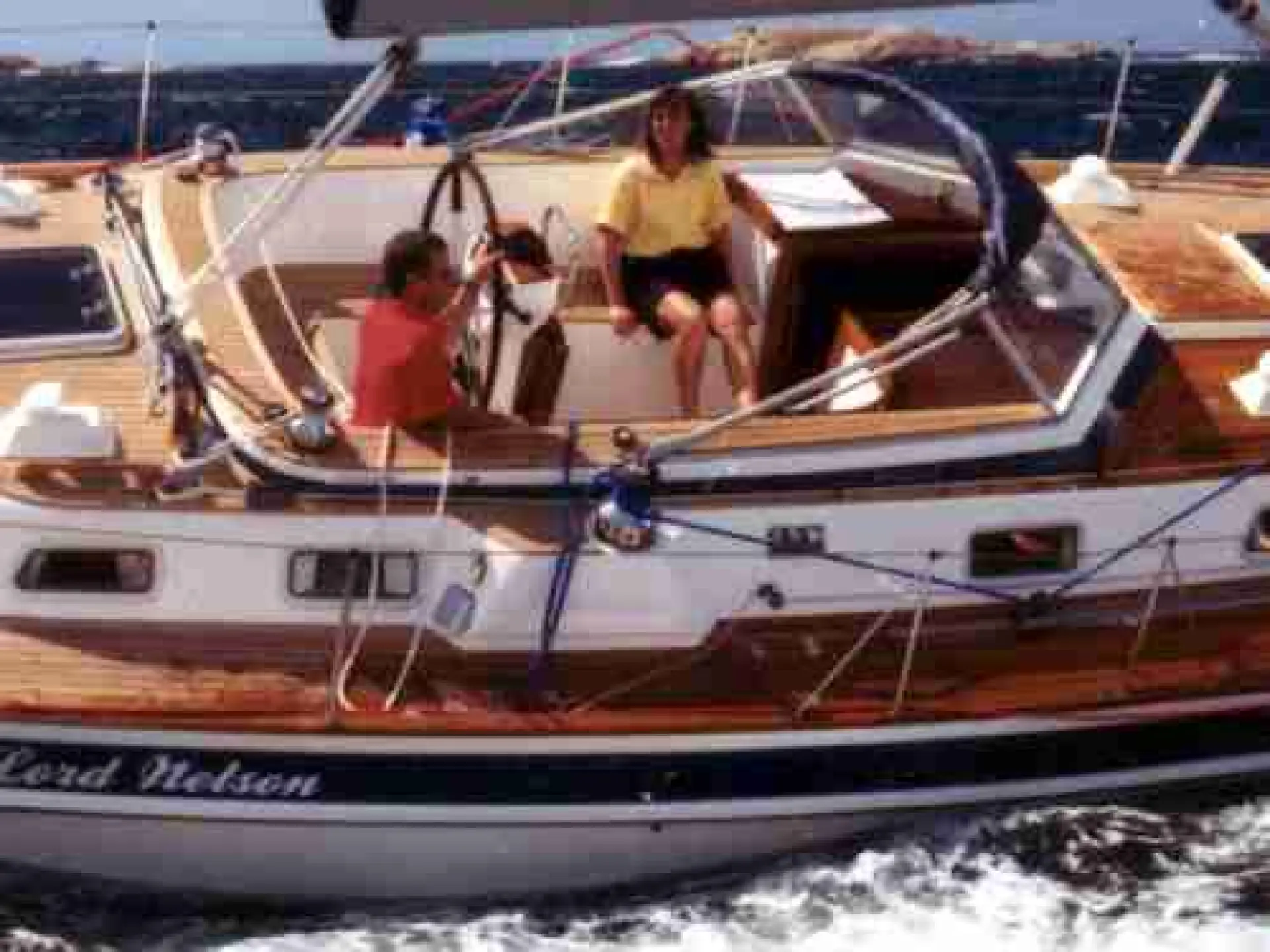 Hallberg Rassy 43 Mk II — 21/25