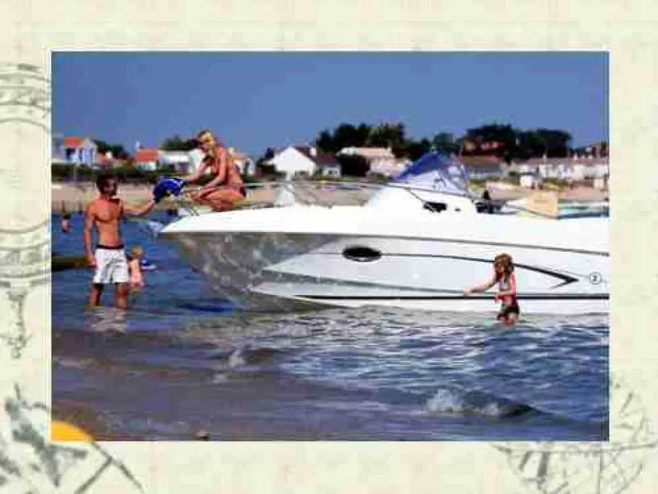 Flyer 750 Sun Deck · 2007