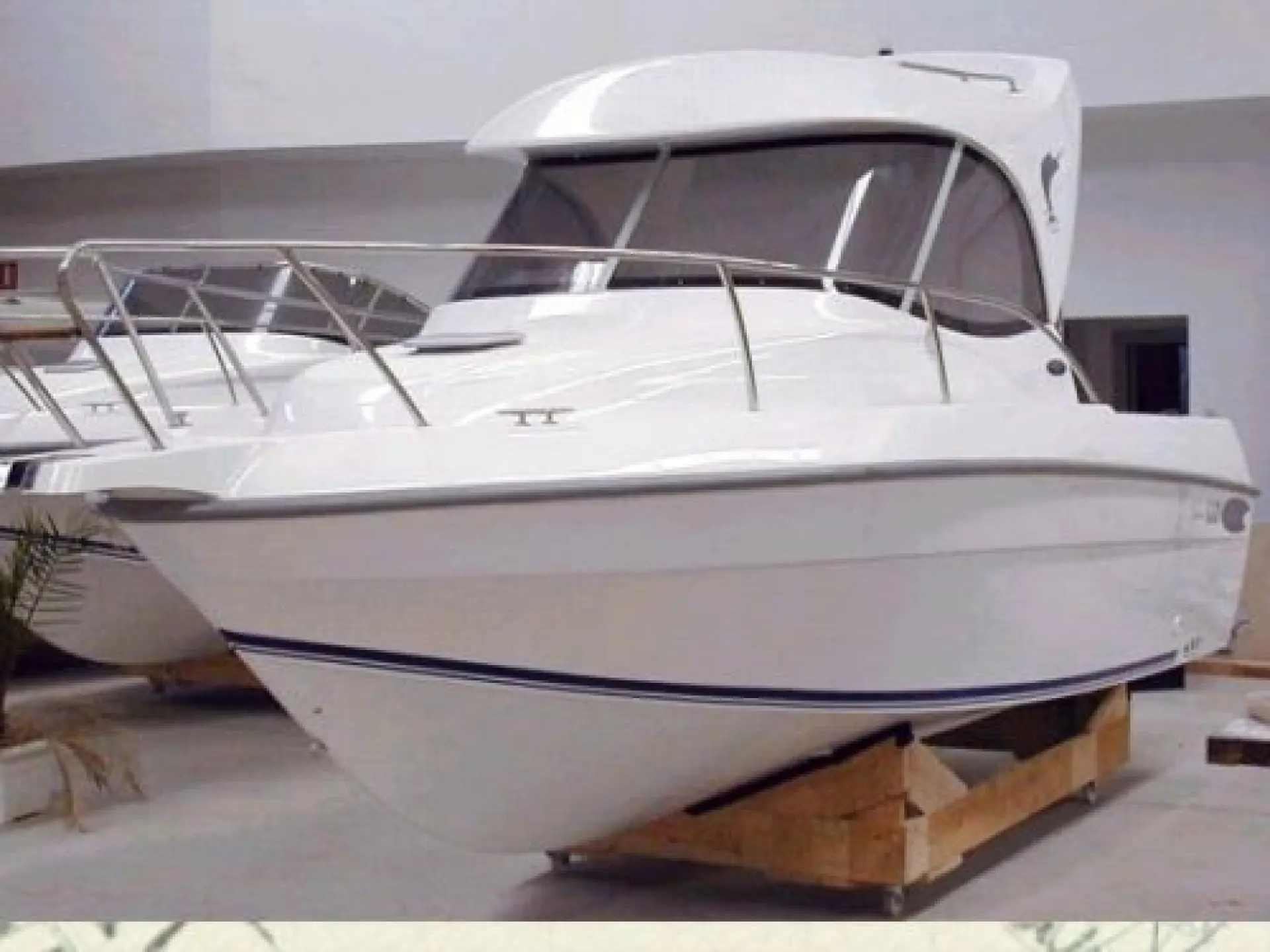 Ribera 600 Cabin — 1/11