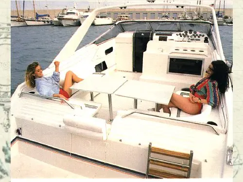 Glastron RV 350 Riviera — 3/11