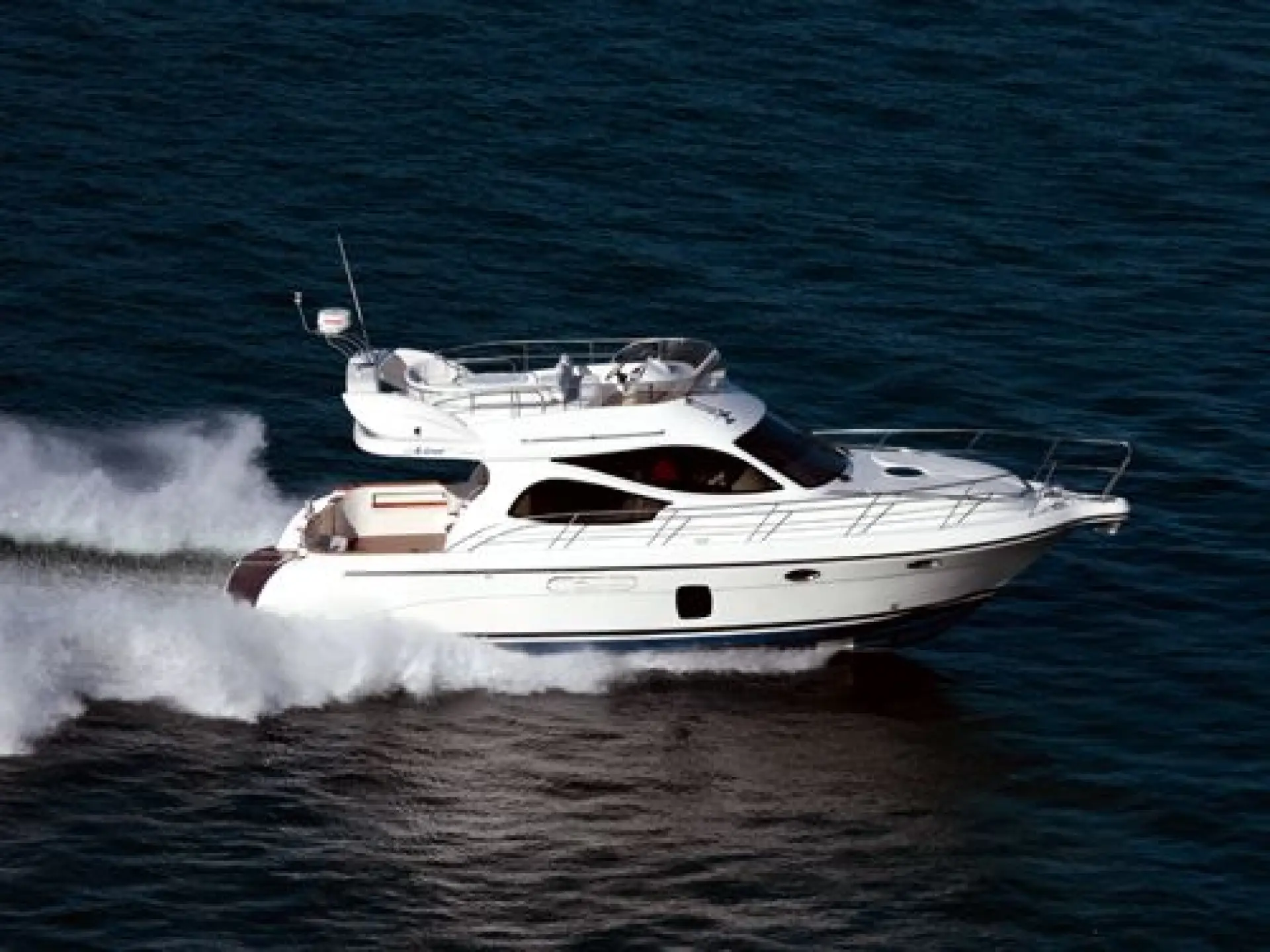 Astinor 41 Cruiser — 2/13
