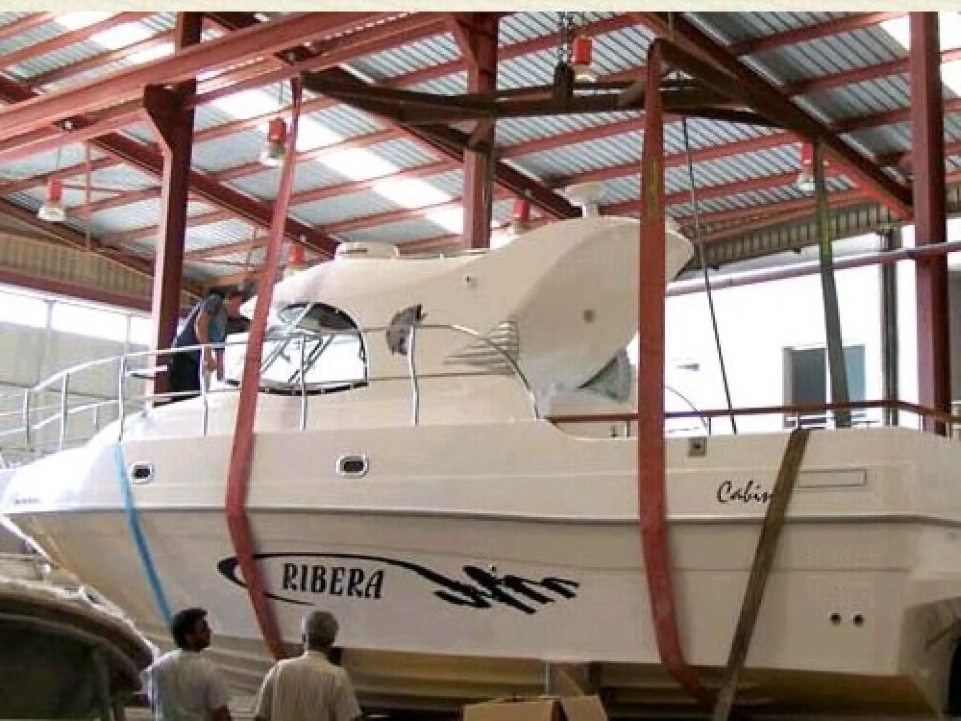 Ribera 890 Cabin — 2/11