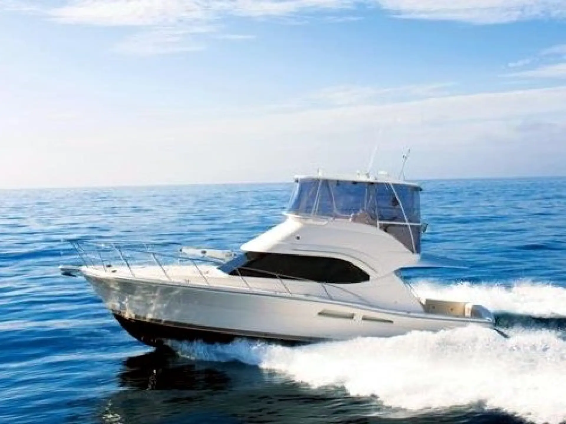 Riviera 41 Flybridge Convertible — 3/17