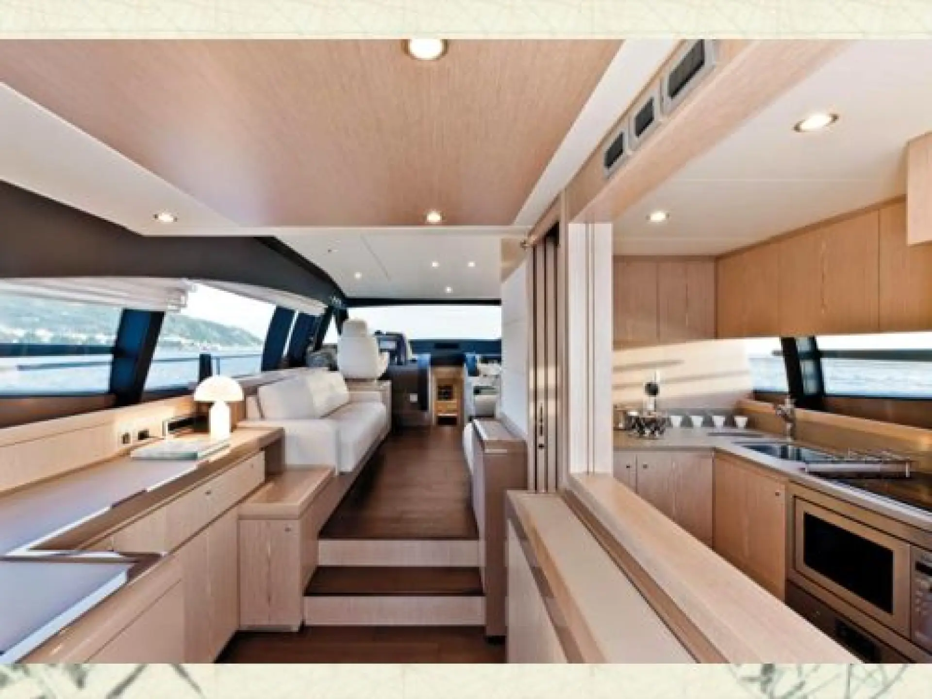 Ferretti 570 — 15/29