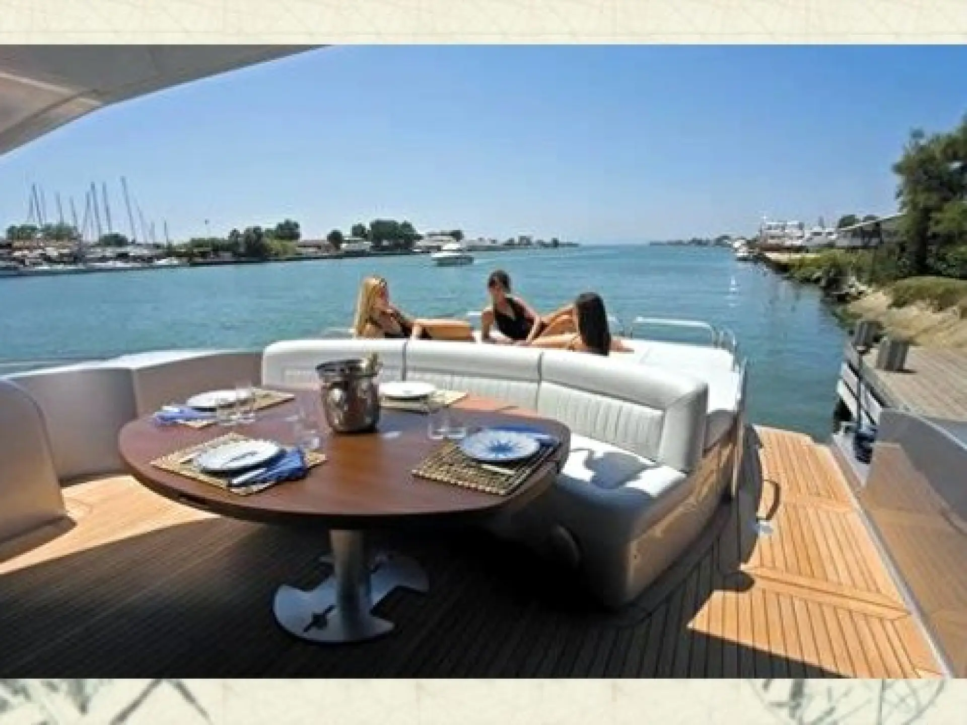 Alfamarine 72 — 6/19