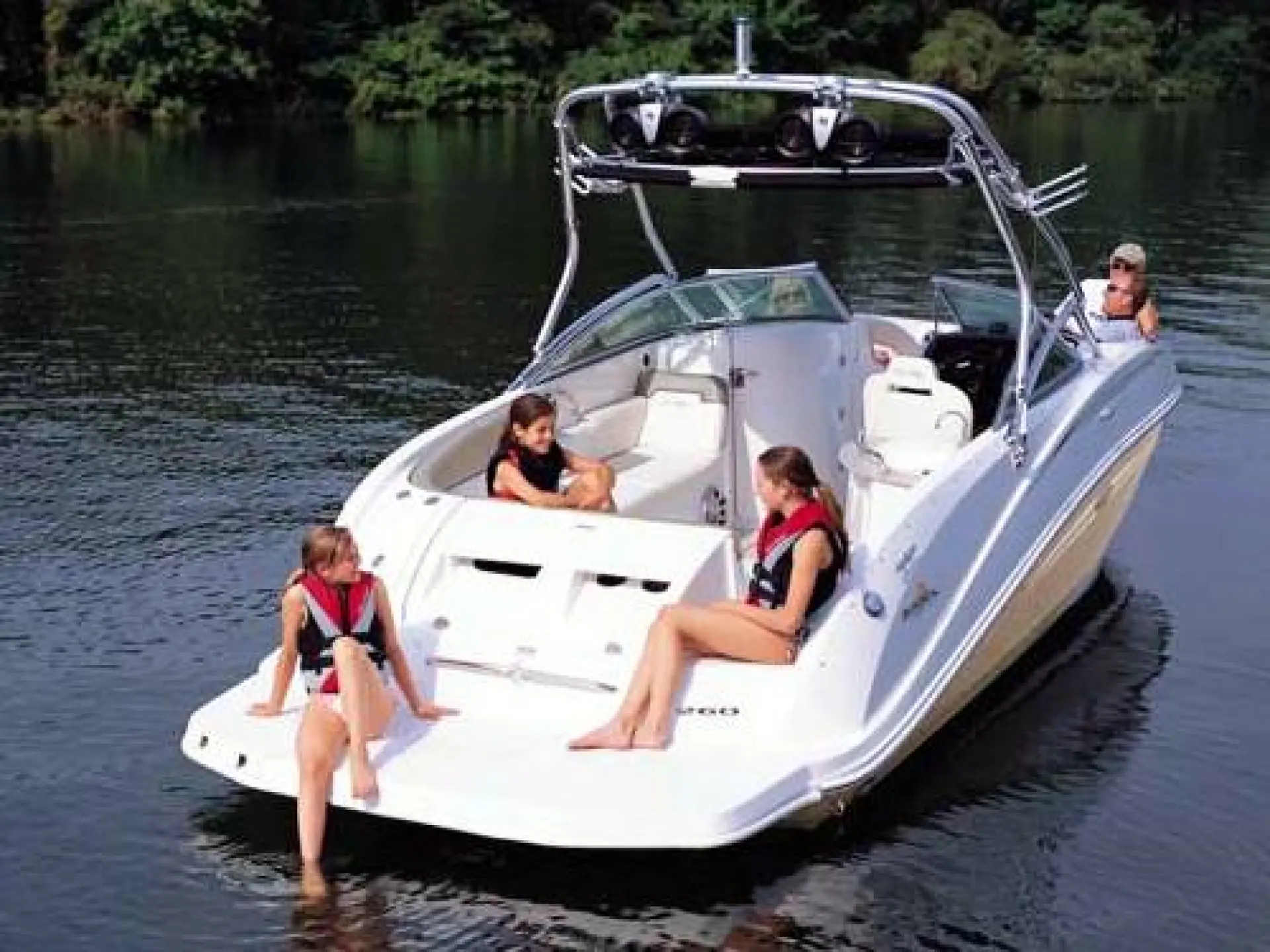 Sundeck 260 — 2/5