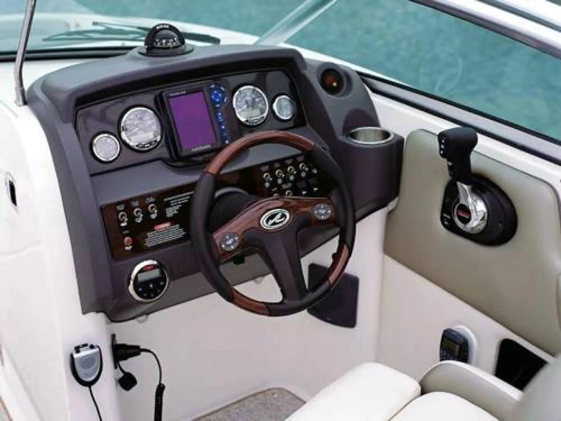 Sundeck 260 — 4/5