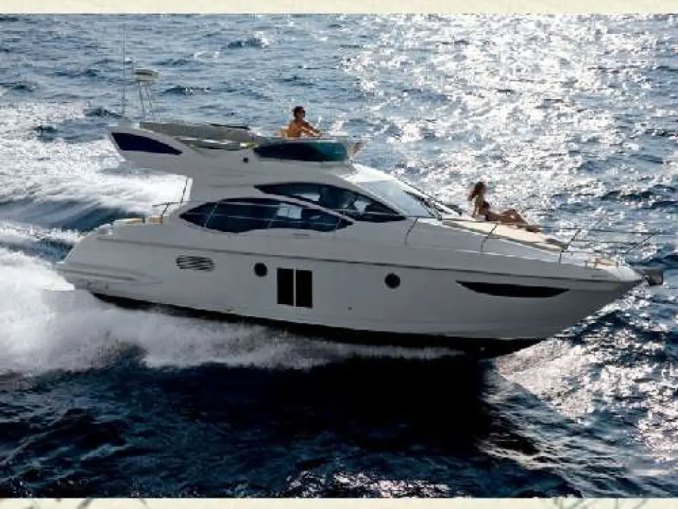 Azimut 38 Fly · 2009