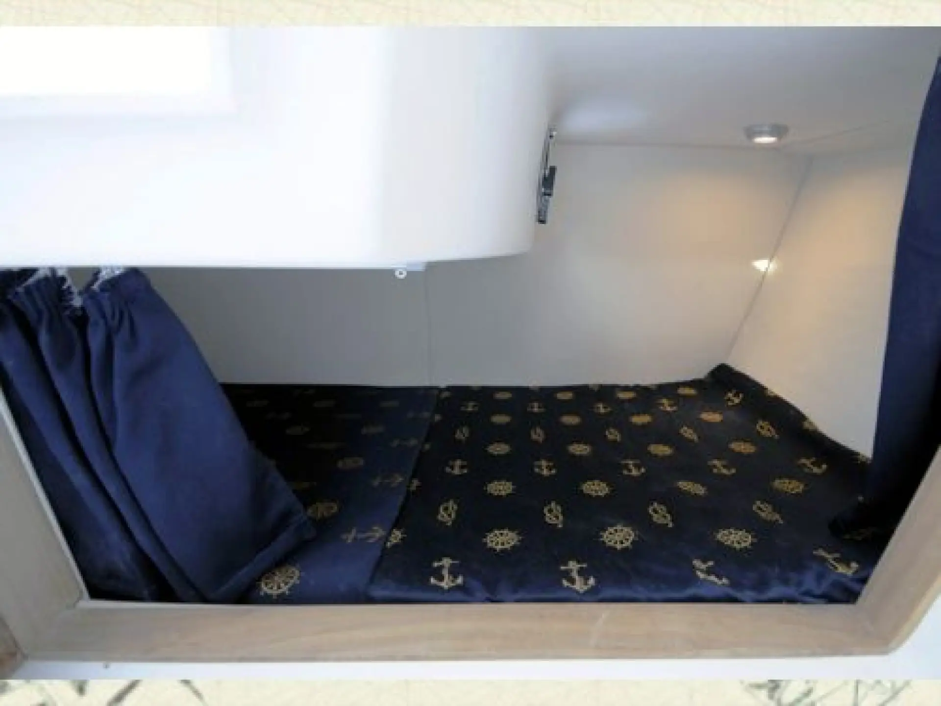 Mano 22,50 Cabin — 12/13