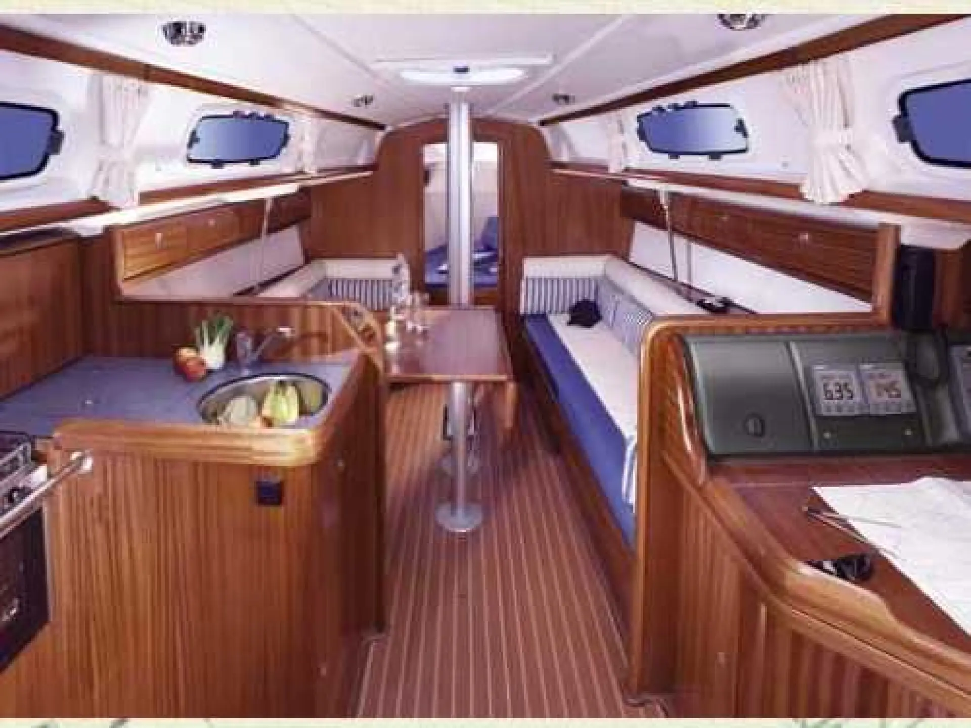 Bavaria 35 Match — 5/8