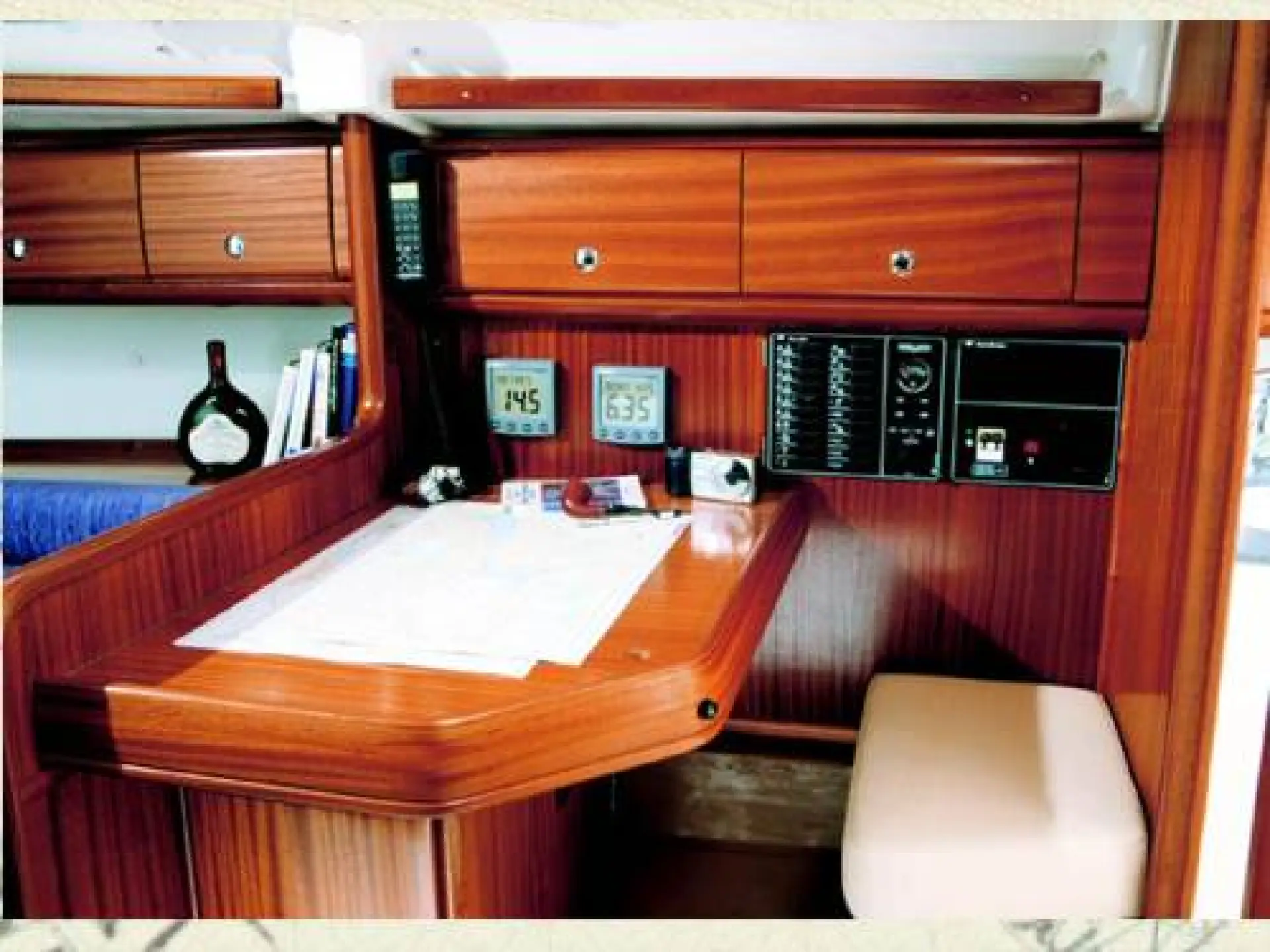 Bavaria 32 Cruiser — 4/6