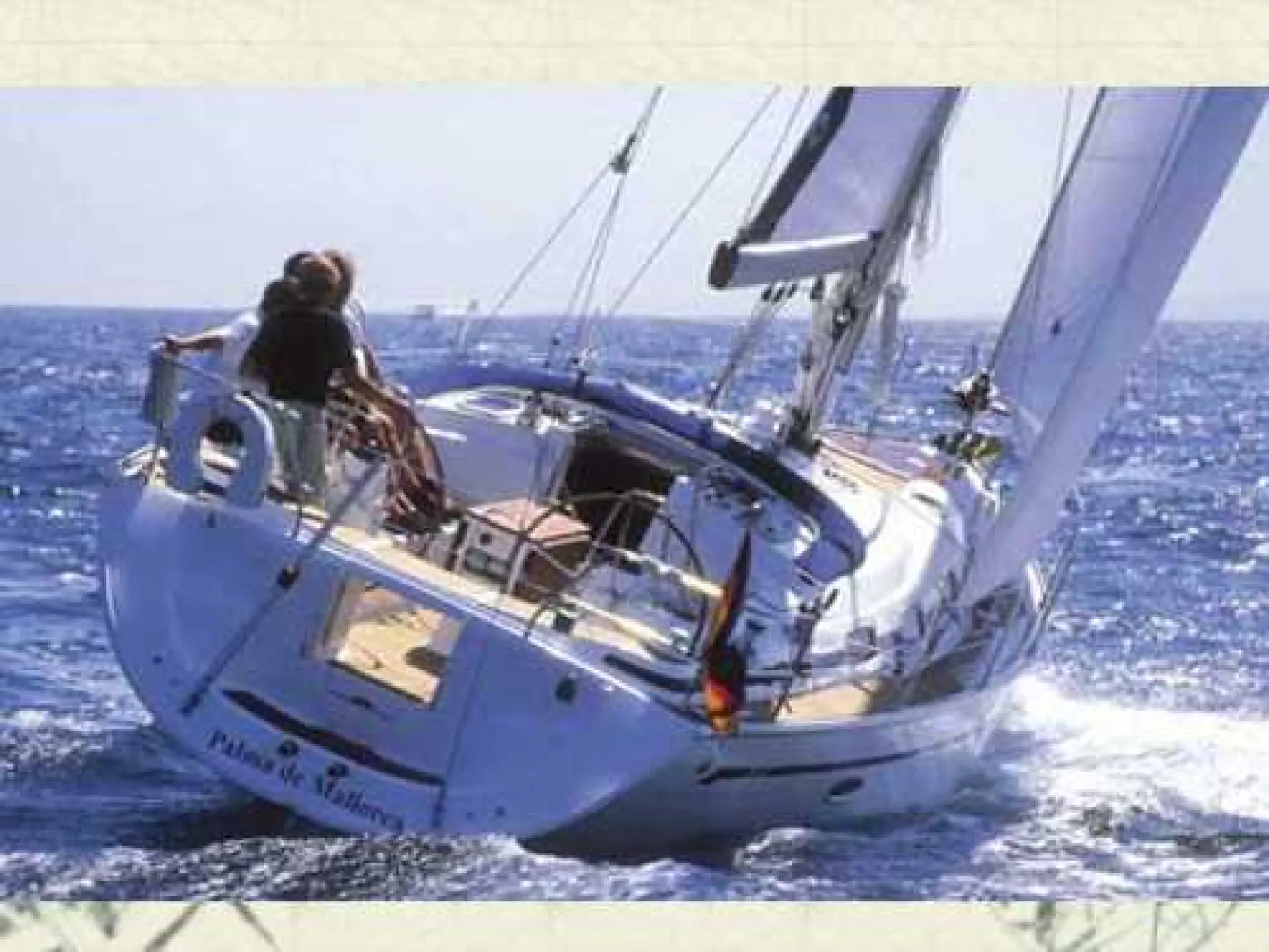 Bavaria 42 Cruiser — 2/13