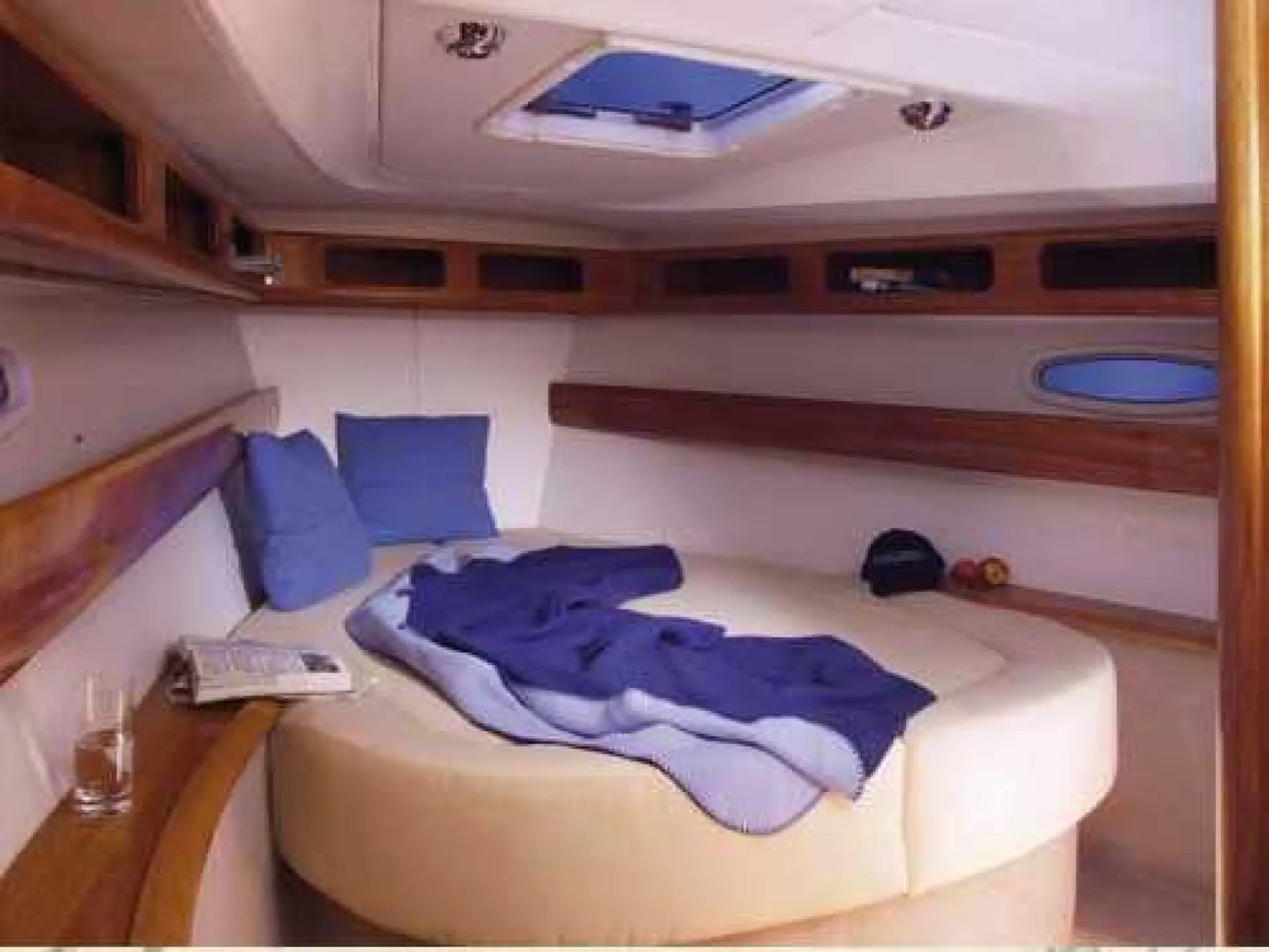Bavaria 42 Cruiser — 10/13