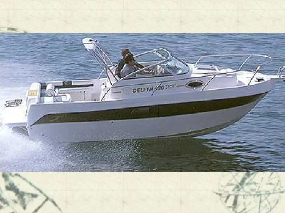 Delfyn 690 Sport