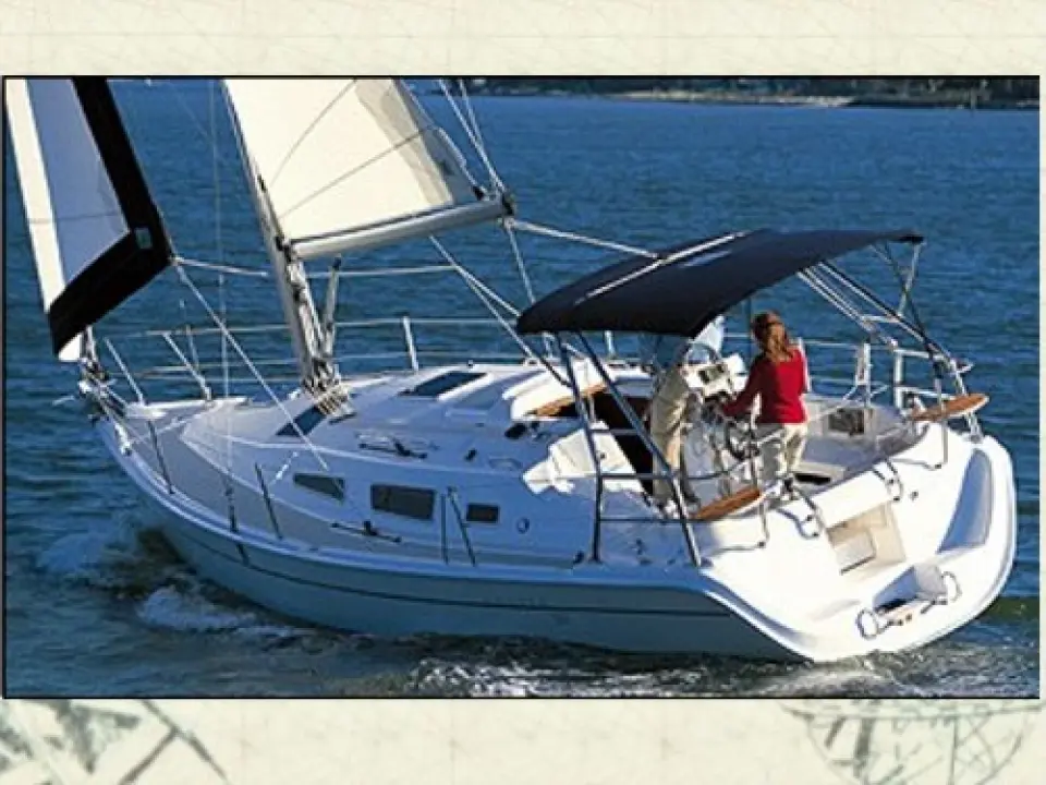 Hunter 33 · 2005