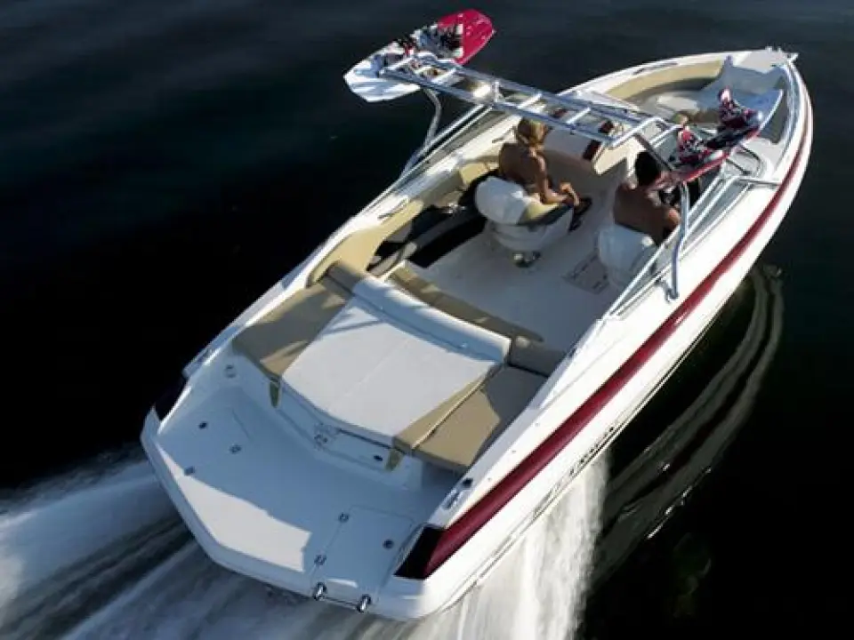 Larson LXi 228