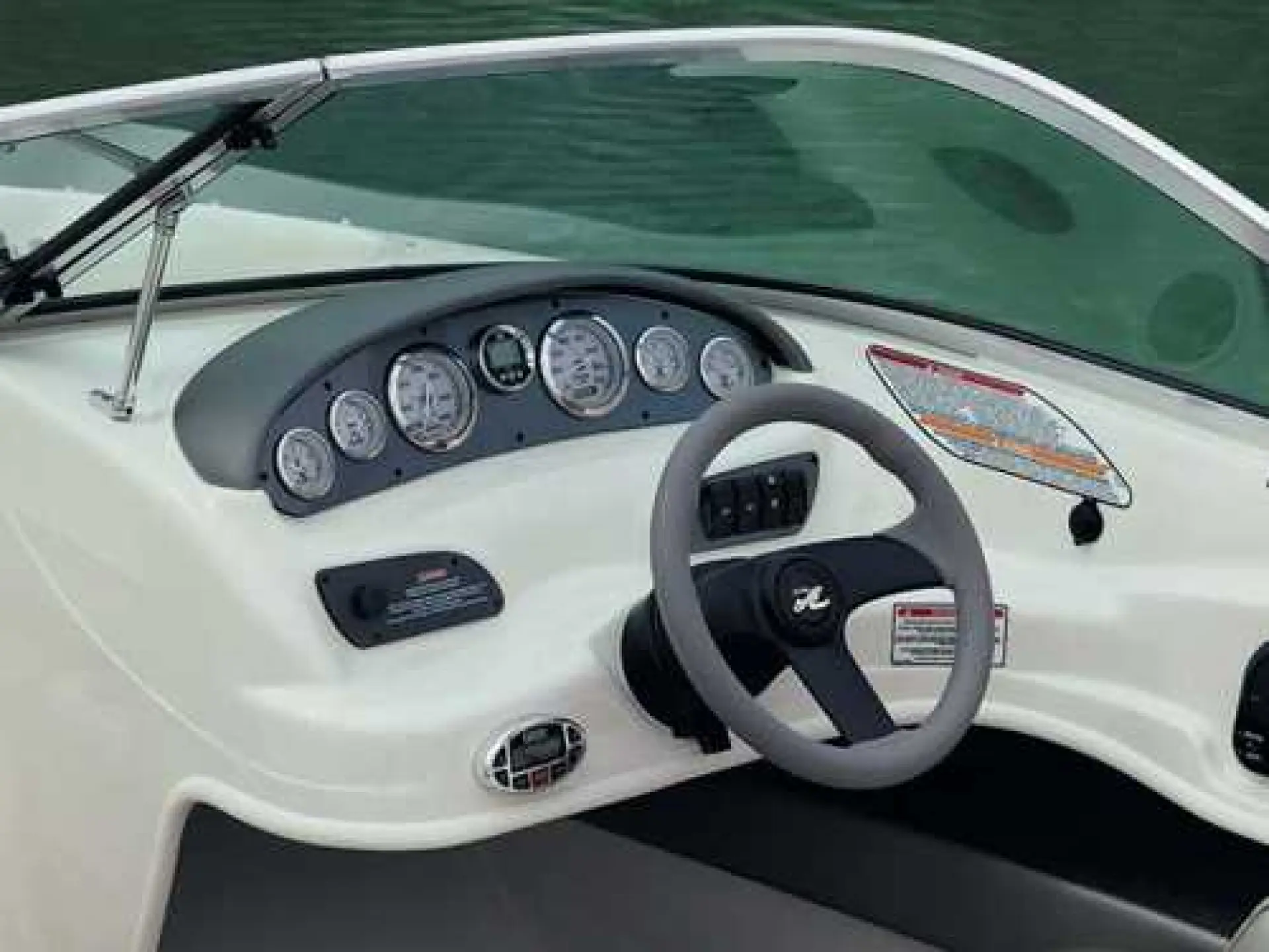 Sea Ray 185 Sport — 7/7