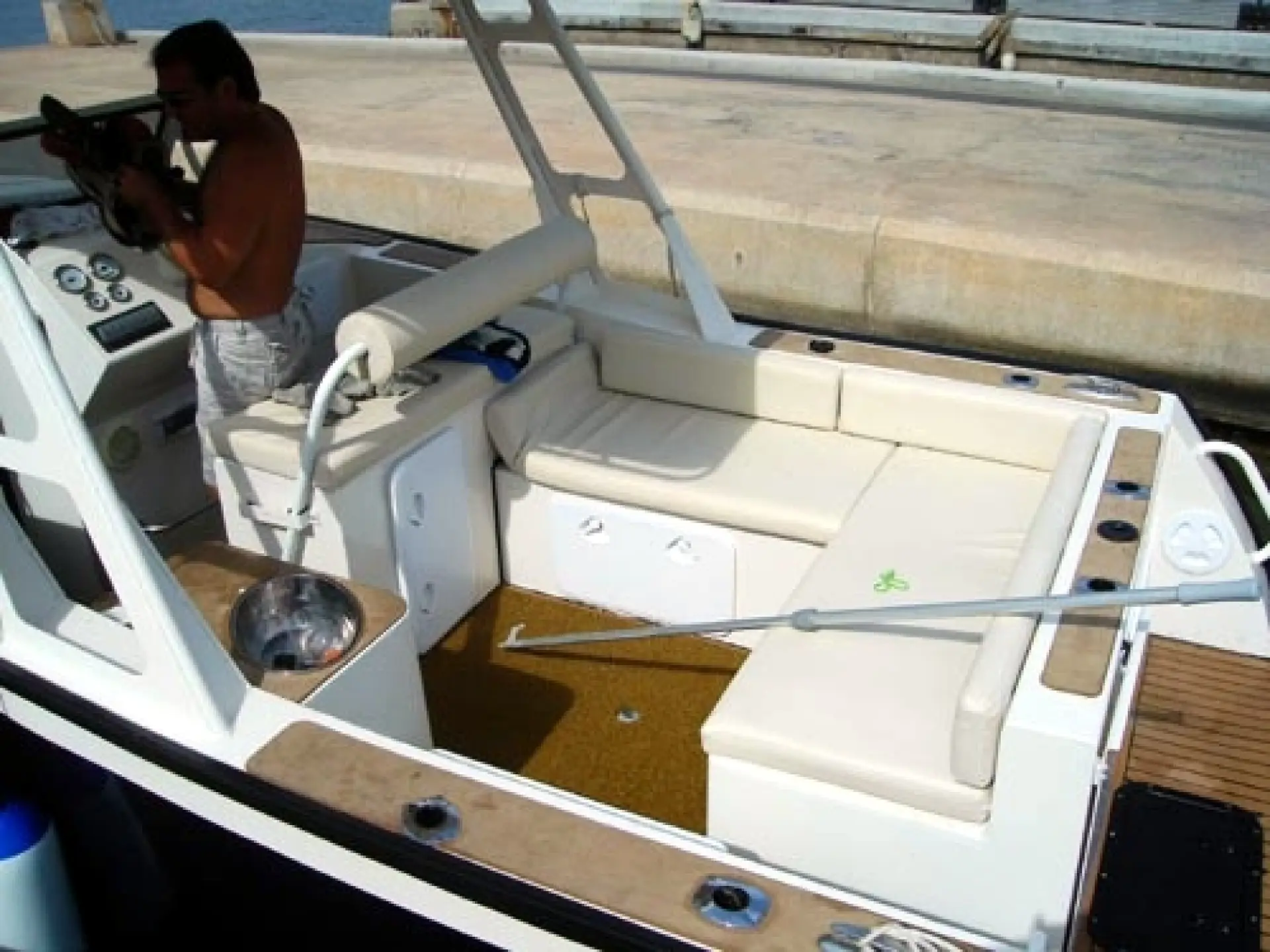 Moggaro 850 Cabin — 14/18