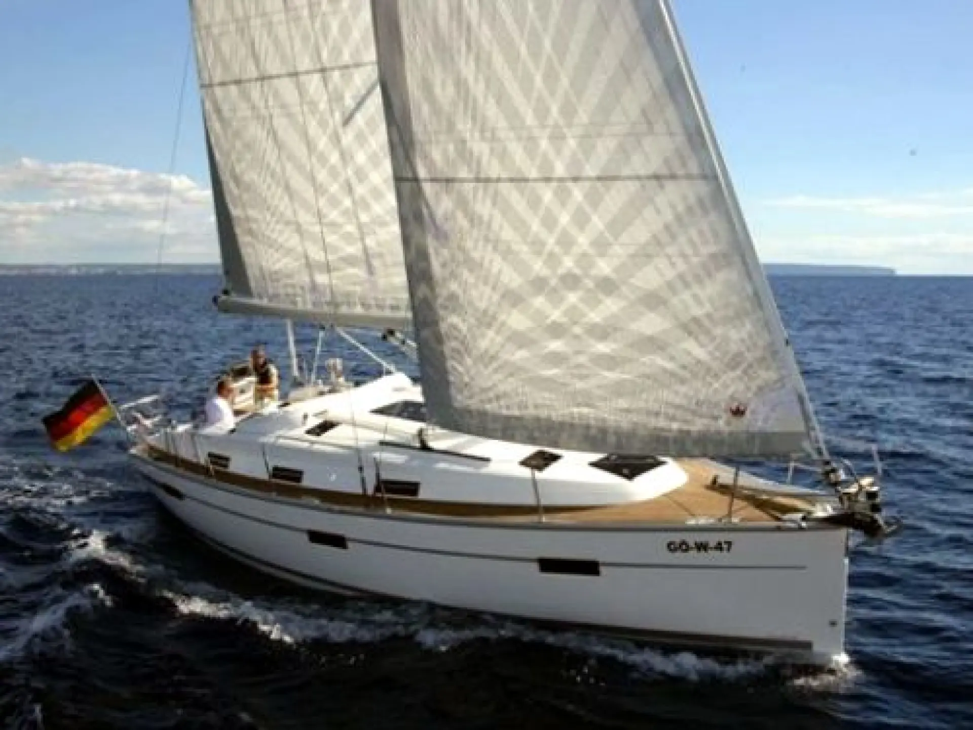 Bavaria 36 Cruiser — 2/34