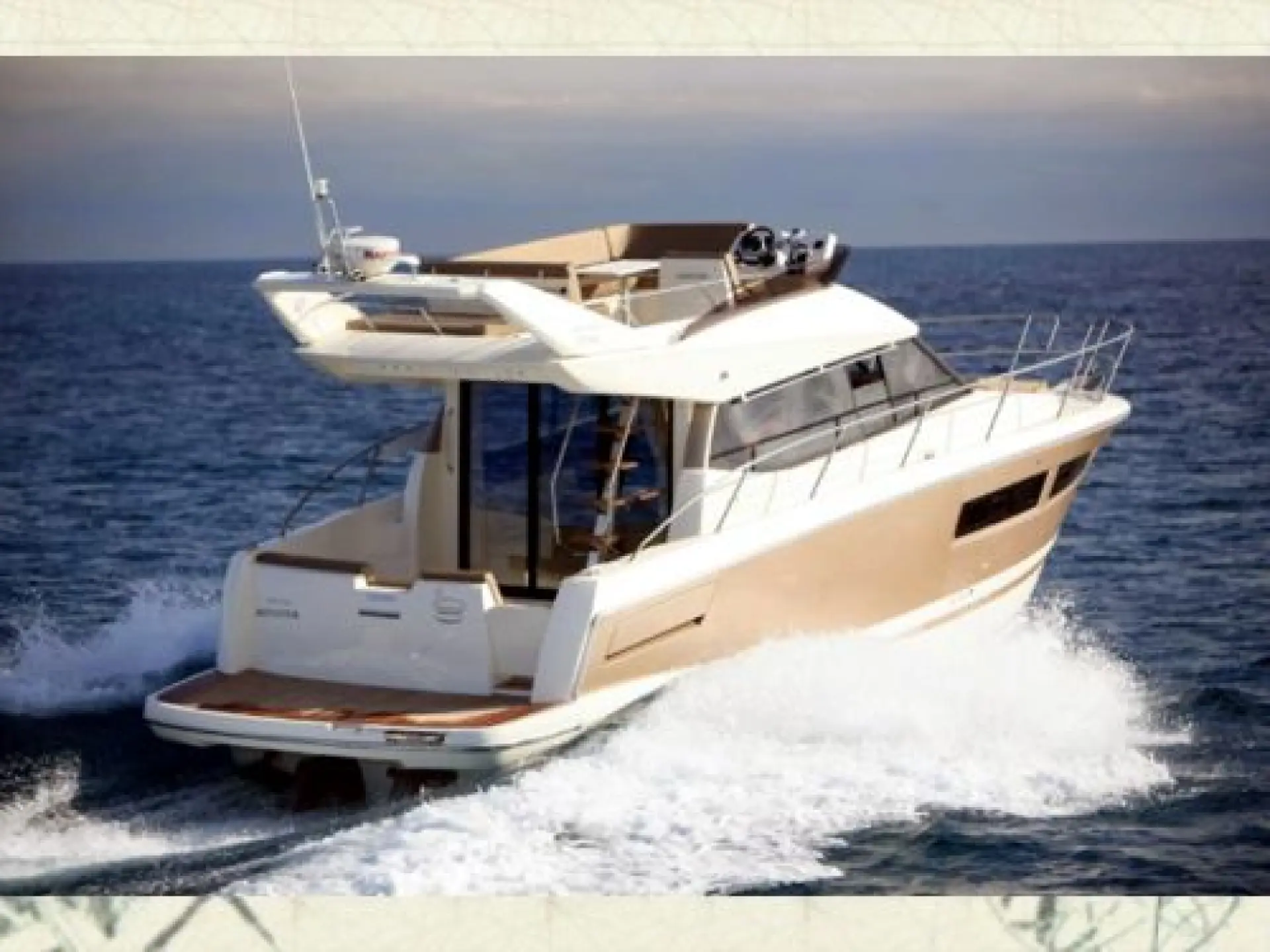 Prestige 350 Flybridge — 3/22