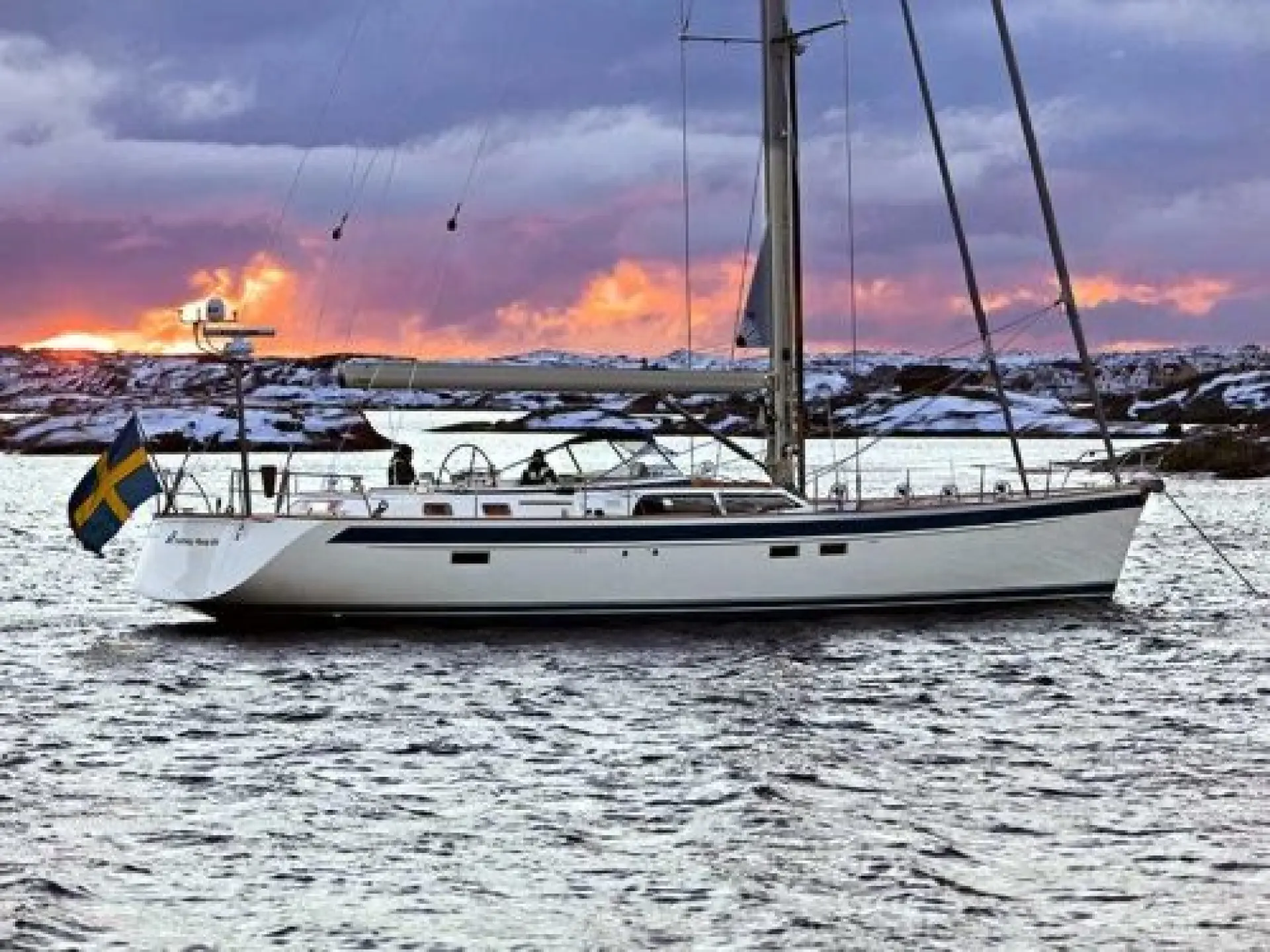 Hallberg Rassy 64 — 5/31