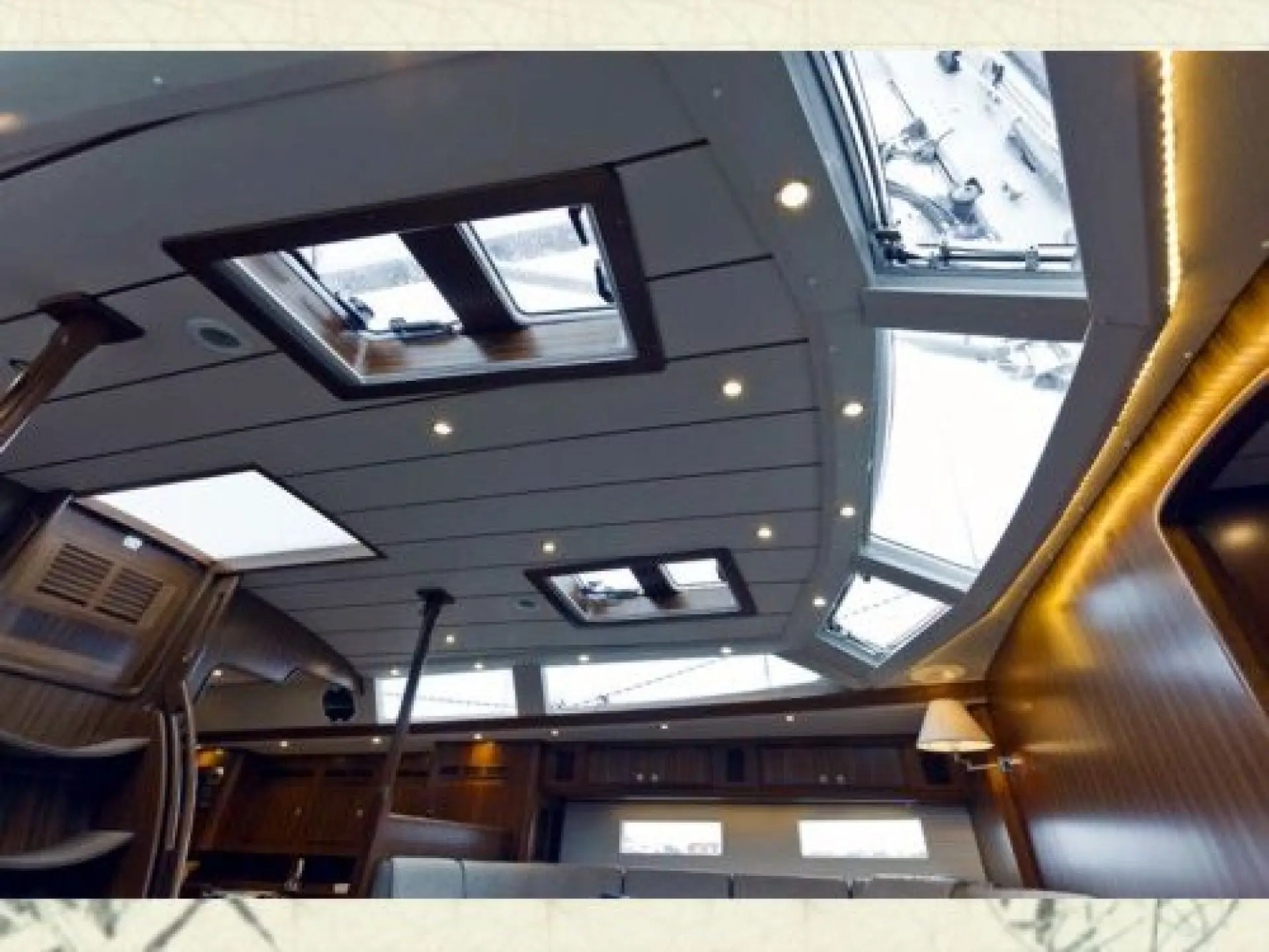 Hallberg Rassy 64 — 18/31