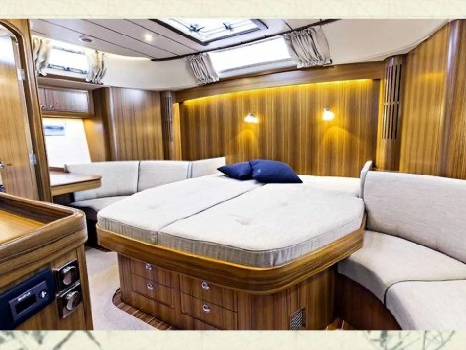 Hallberg Rassy 64 — 19/31