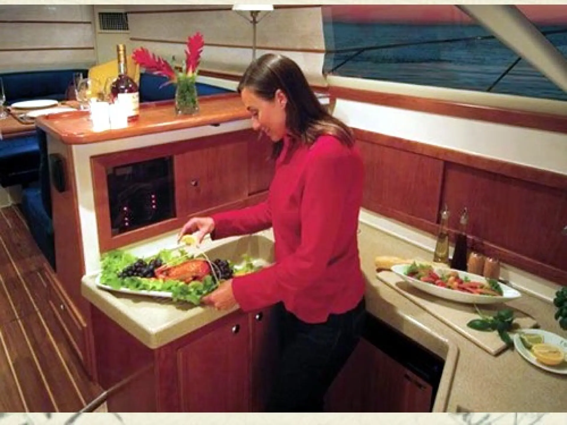 Riviera 33 Flybridge Convertible — 9/13