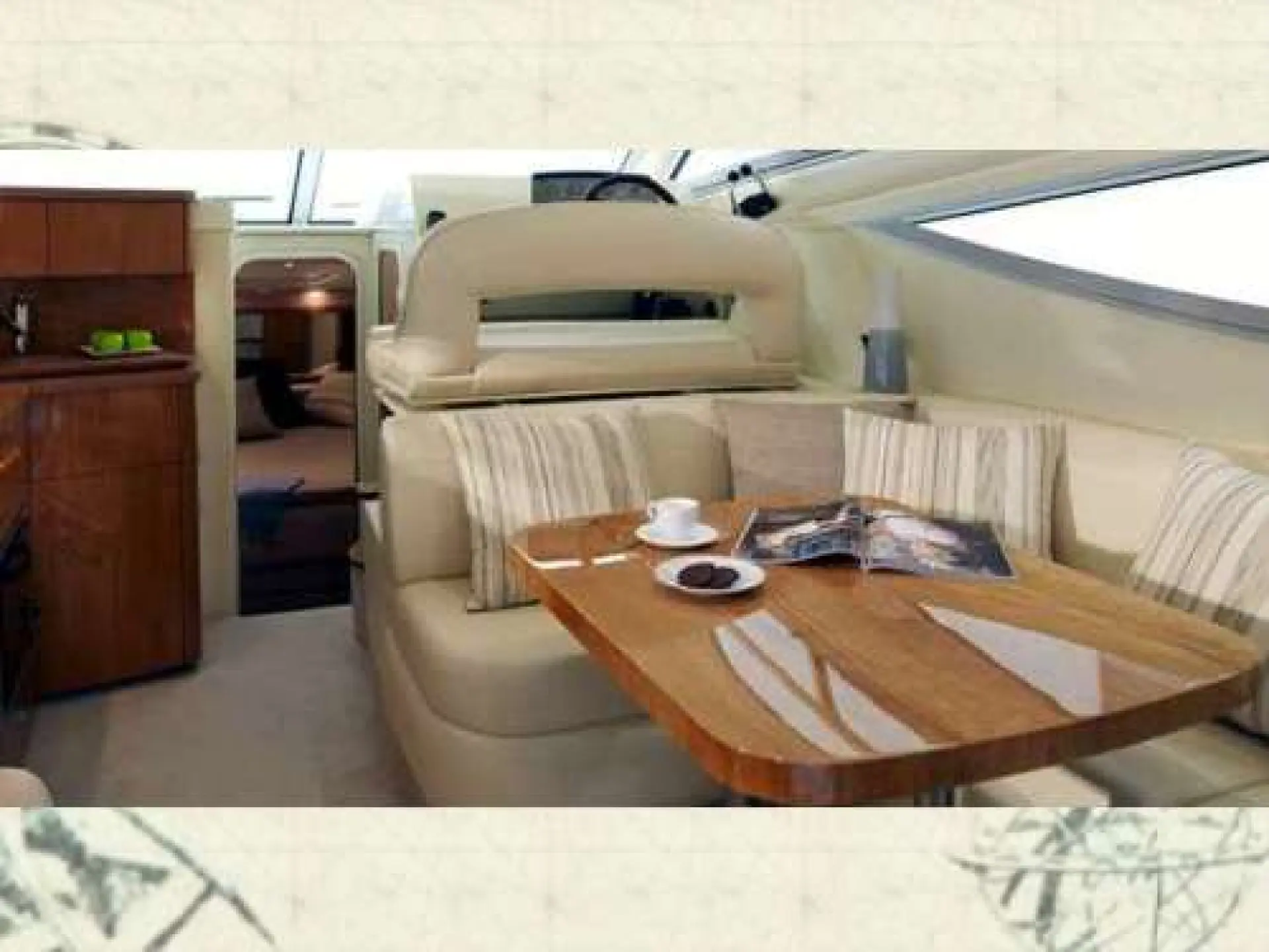 Sealine F 34 Flybridge — 8/21