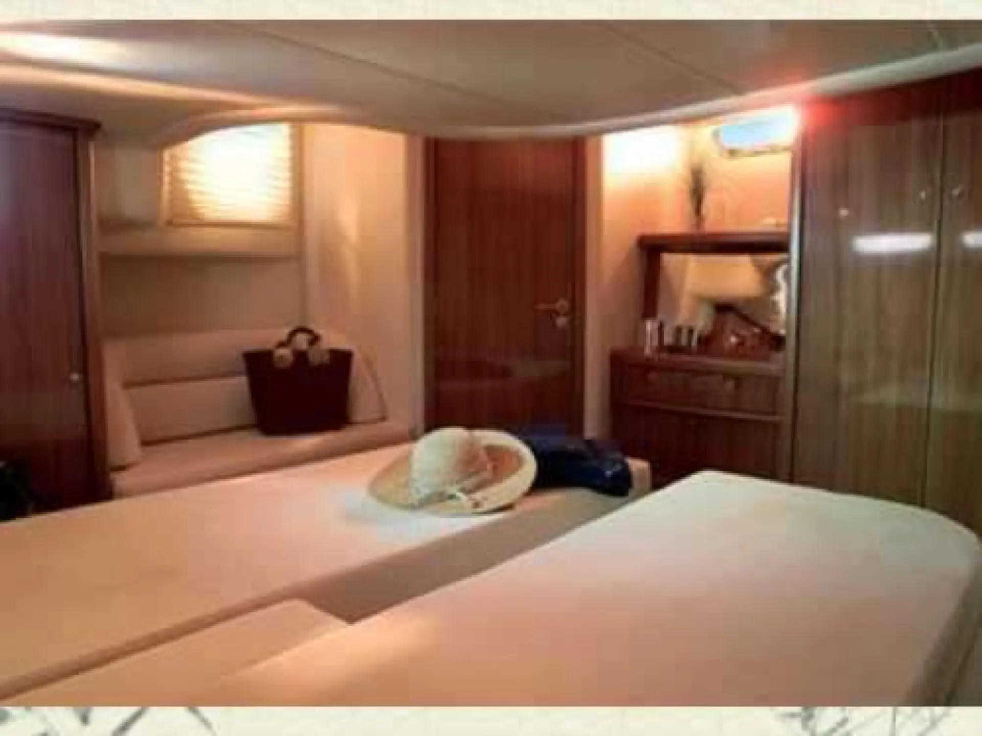Sealine S 42 Open Sport — 14/19