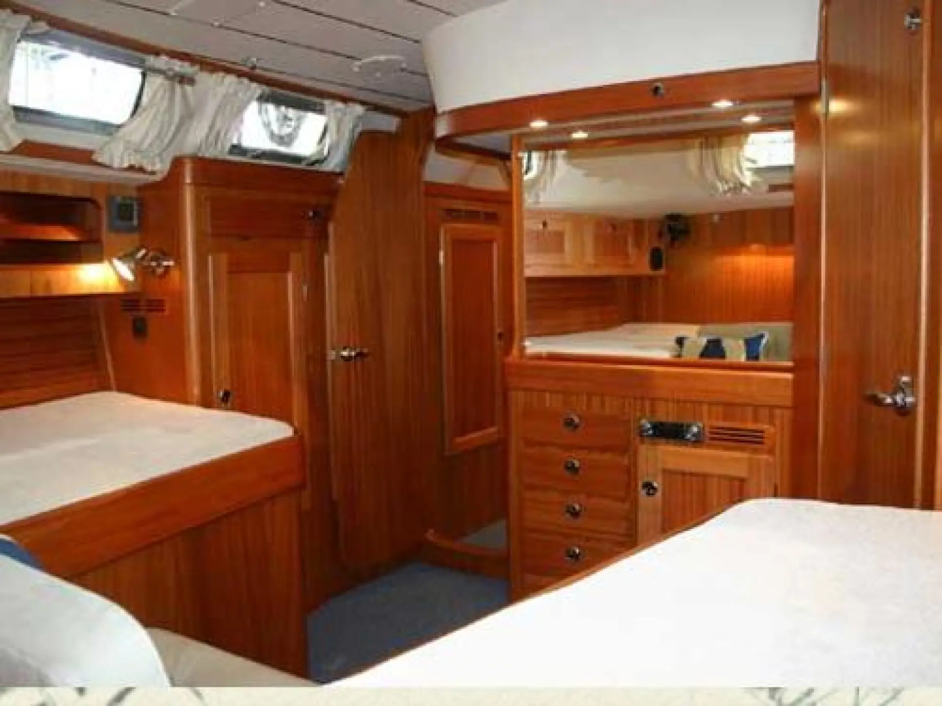 Hallberg Rassy 48 — 17/23