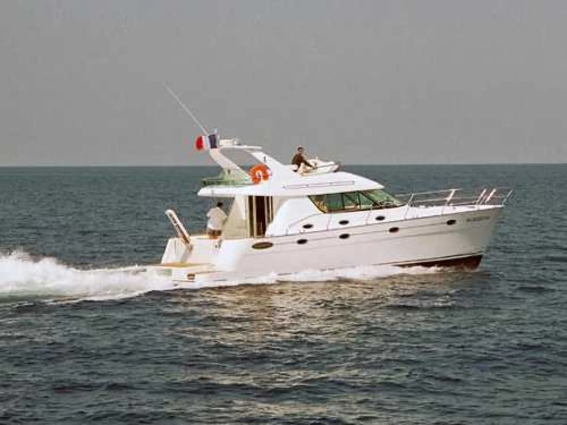 Catana 43 Legend — 3/25