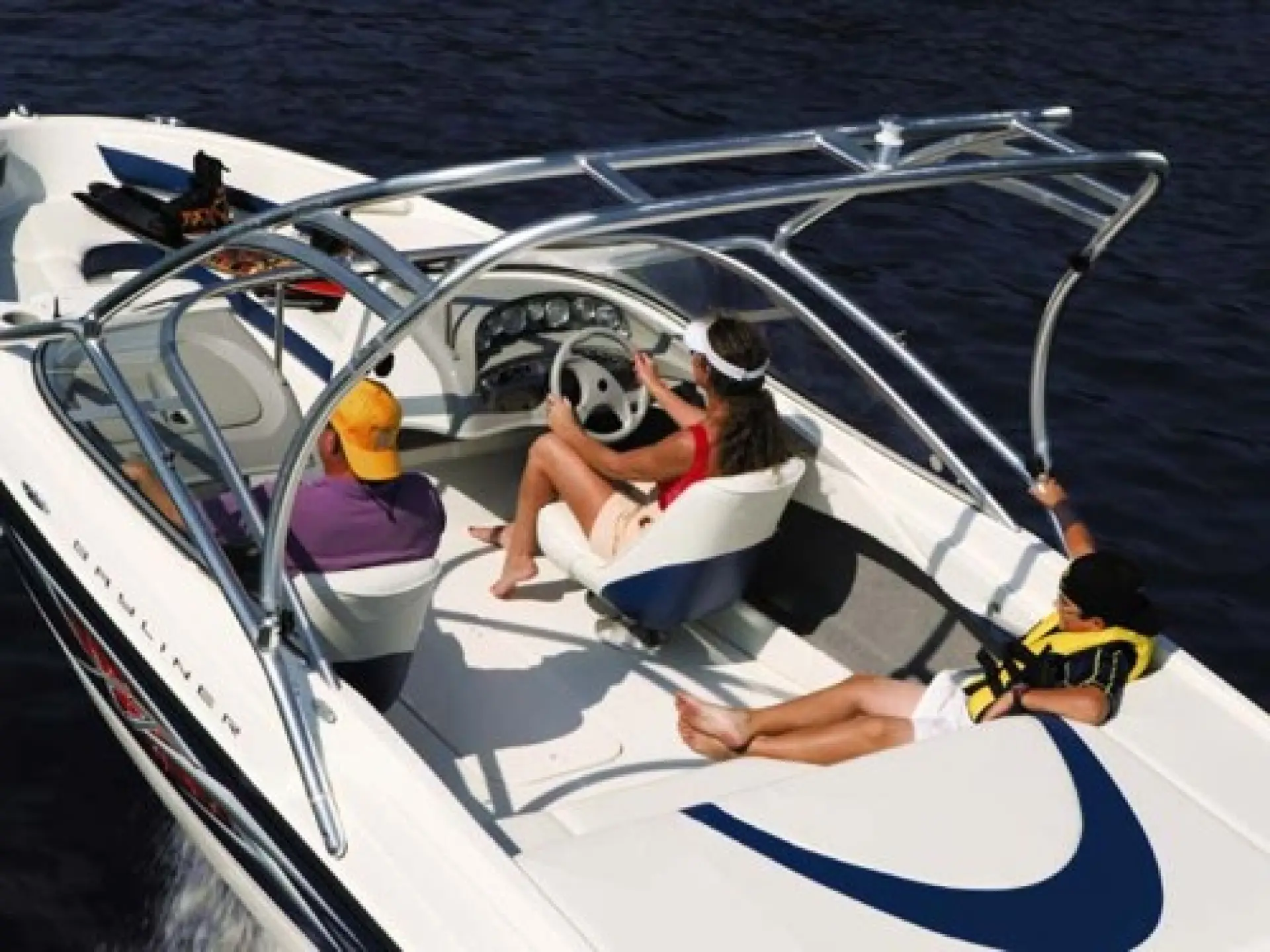 Bayliner 205 Bowrider — 3/5