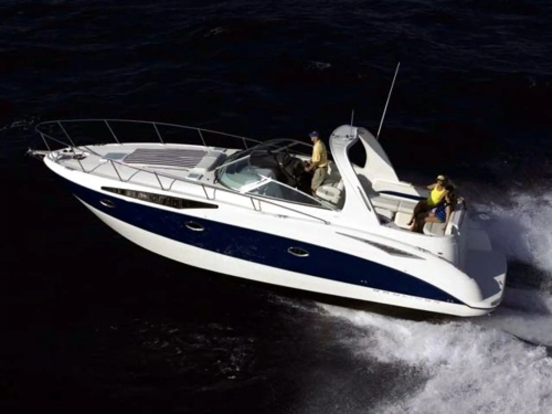 Bayliner 325 Cruiser — 3/13
