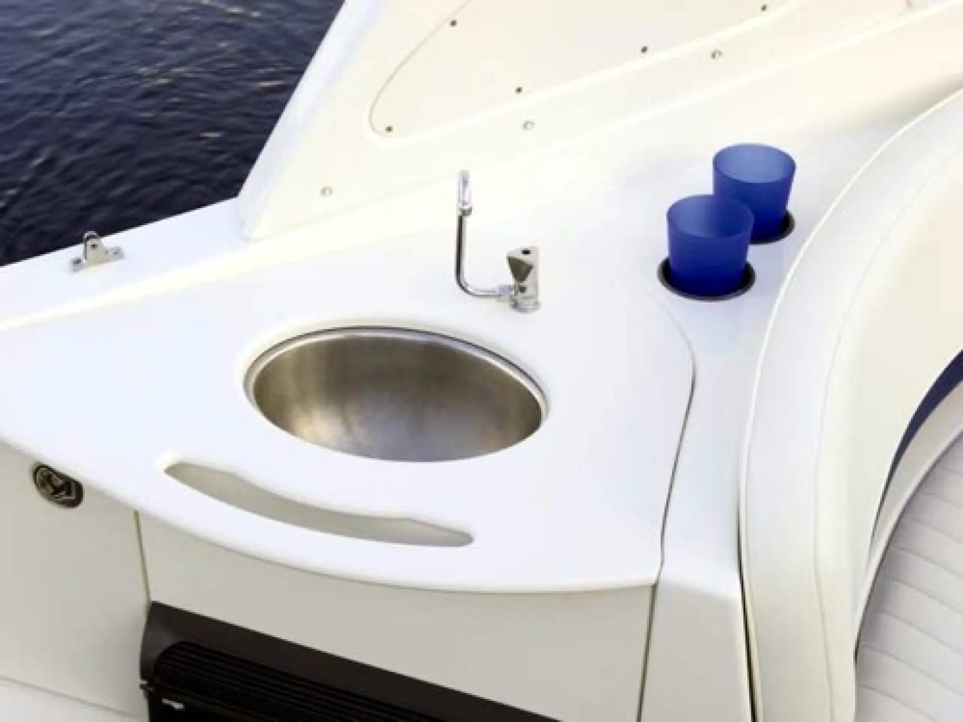 Bayliner 325 Cruiser — 7/13