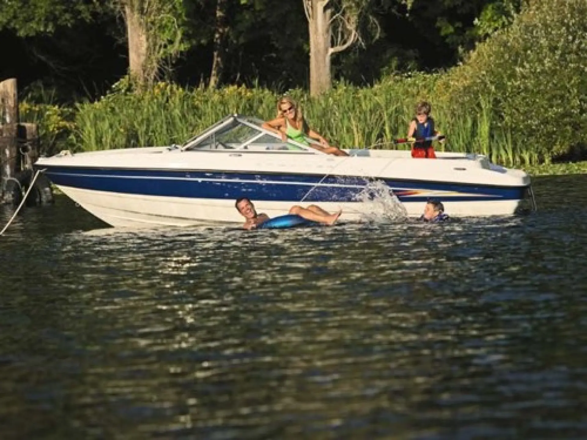 Bayliner 195 Bowrider — 2/7