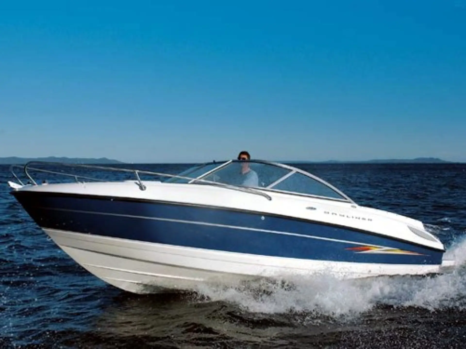 Bayliner 652 Classic Cuddy — 1/9