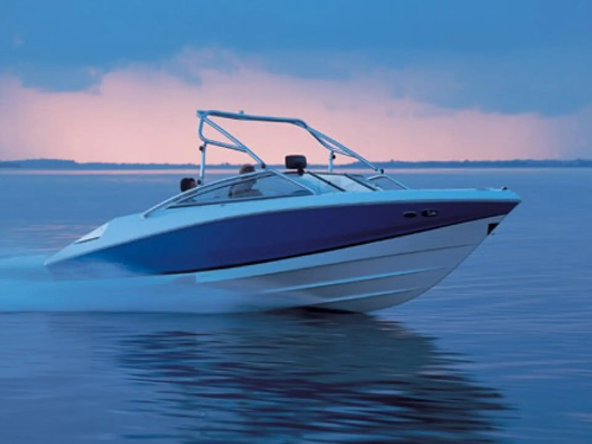 Regal 2200 Bowrider — 1/4